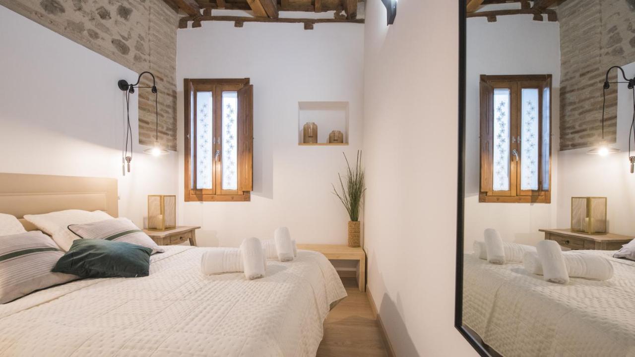 Madera Y Piedra - Apartamentos Aloha Toledo Kültér fotó